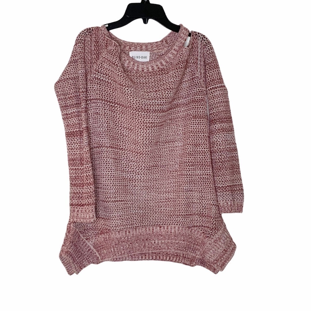 𝅺olive + OAK burgundy cold shoulder sweater. Size S
